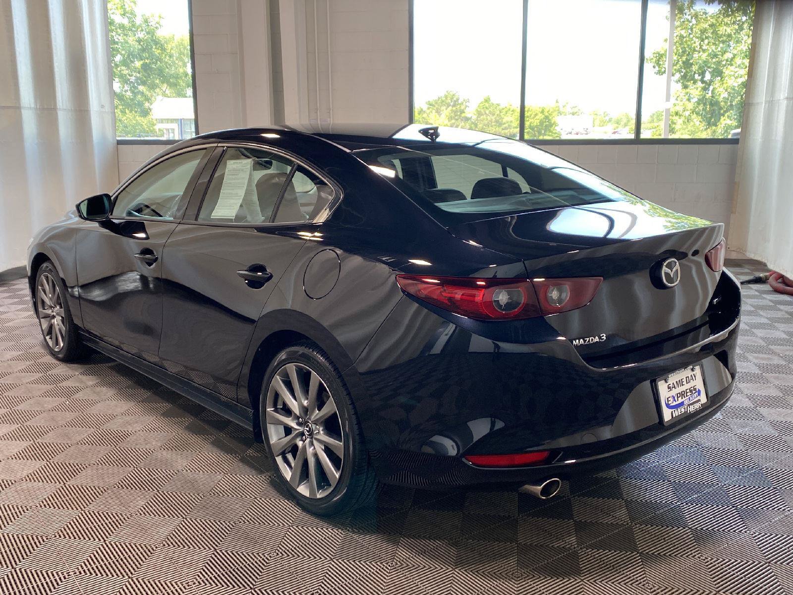 Certified 2022 MAZDA MAZDA3 s FWD image 5