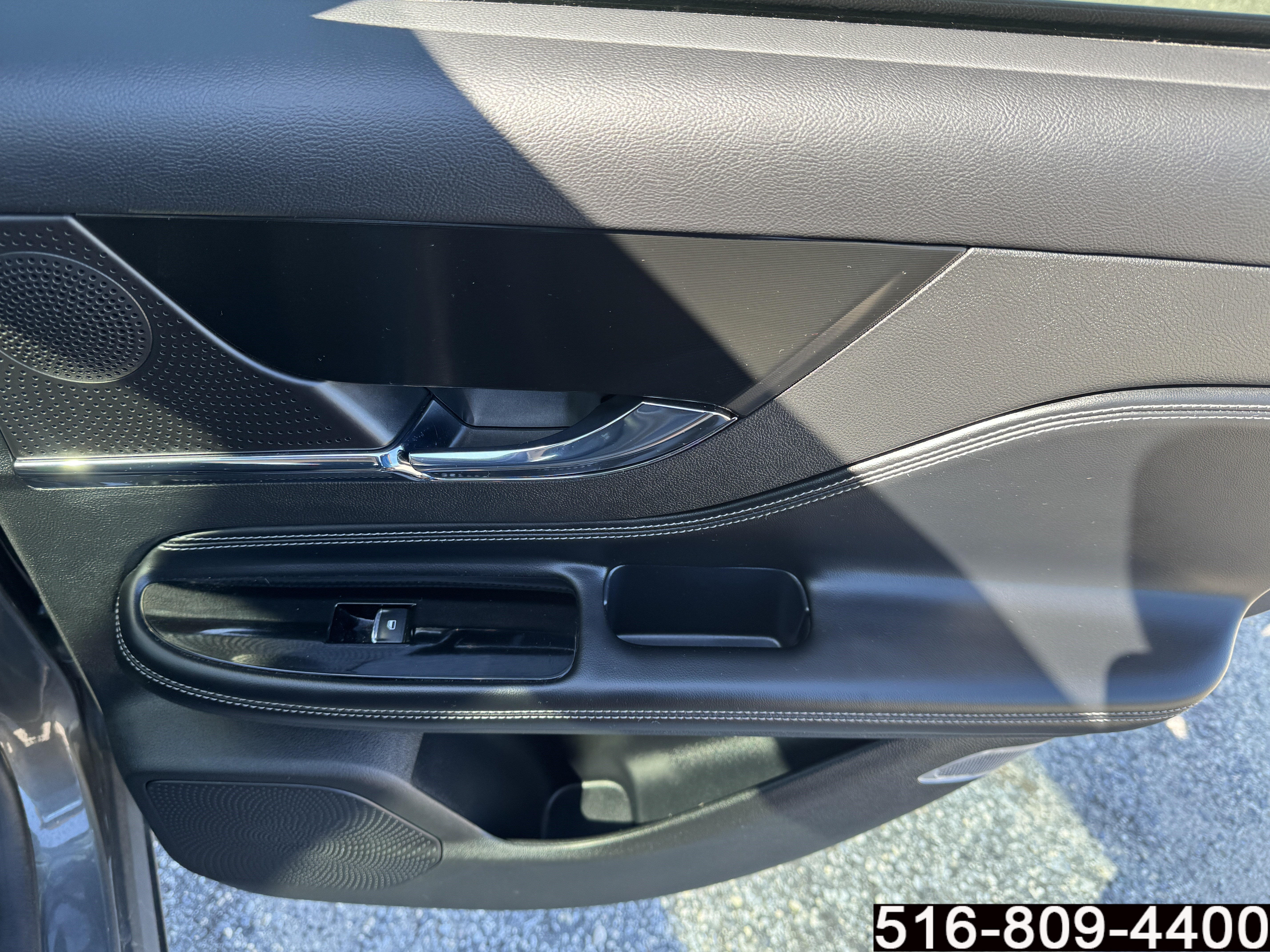 Used 2023 Lincoln Corsair AWD w/ Equipment Group 101A image 33