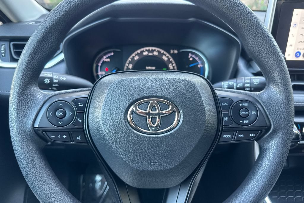 Certified 2025 Toyota RAV4 XLE AWD/4WD image 23