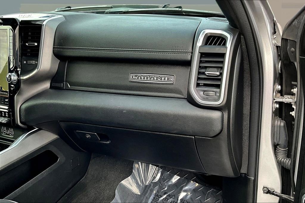 Used 2020 RAM 1500 Laramie w/ Sport Appearance Package image 28