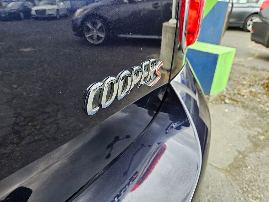 Used 2012 MINI Cooper Countryman S w/ Technology Pkg image 10