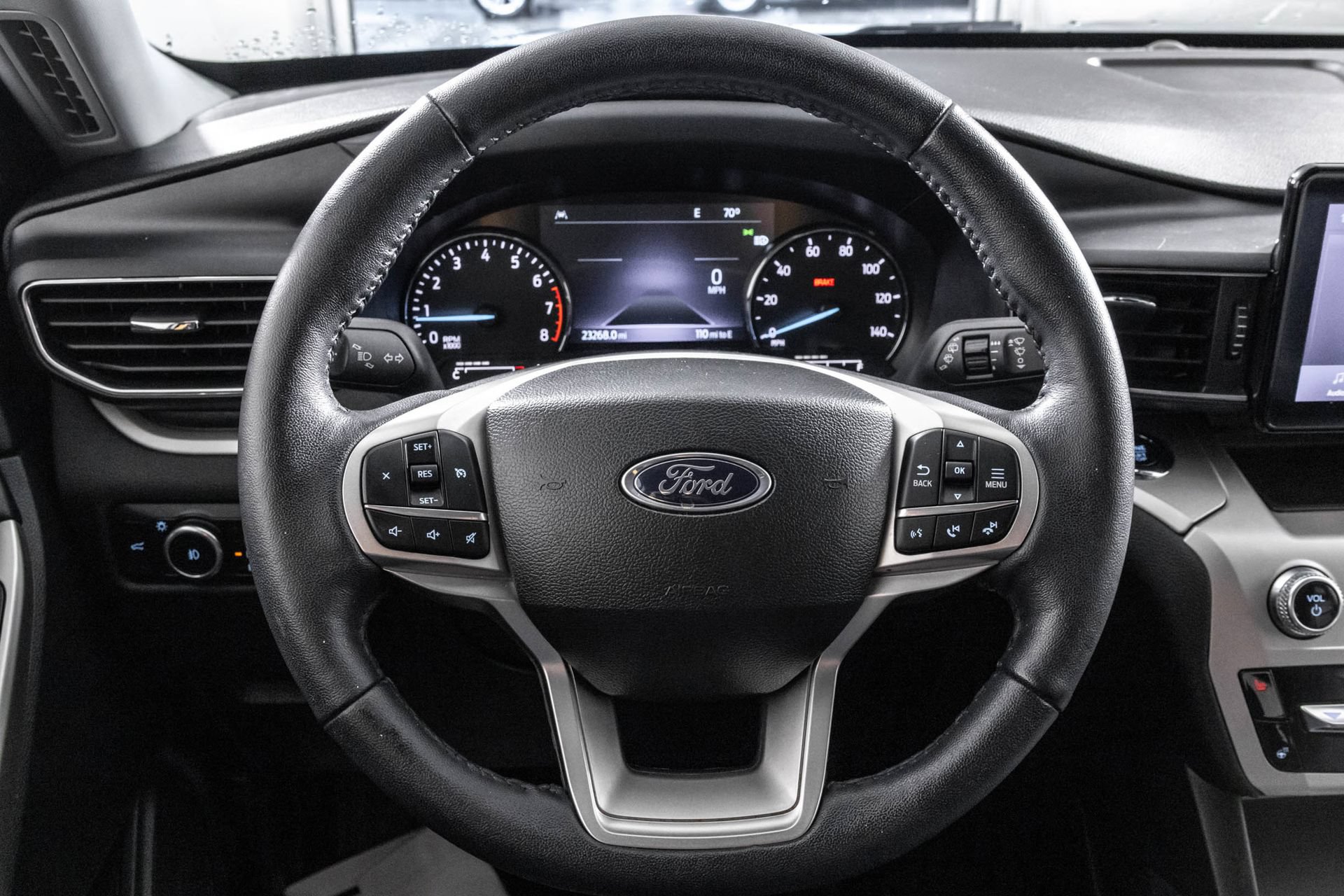 Used 2023 Ford Explorer XLT w/ Equipment Group 202A AWD/4WD image 28