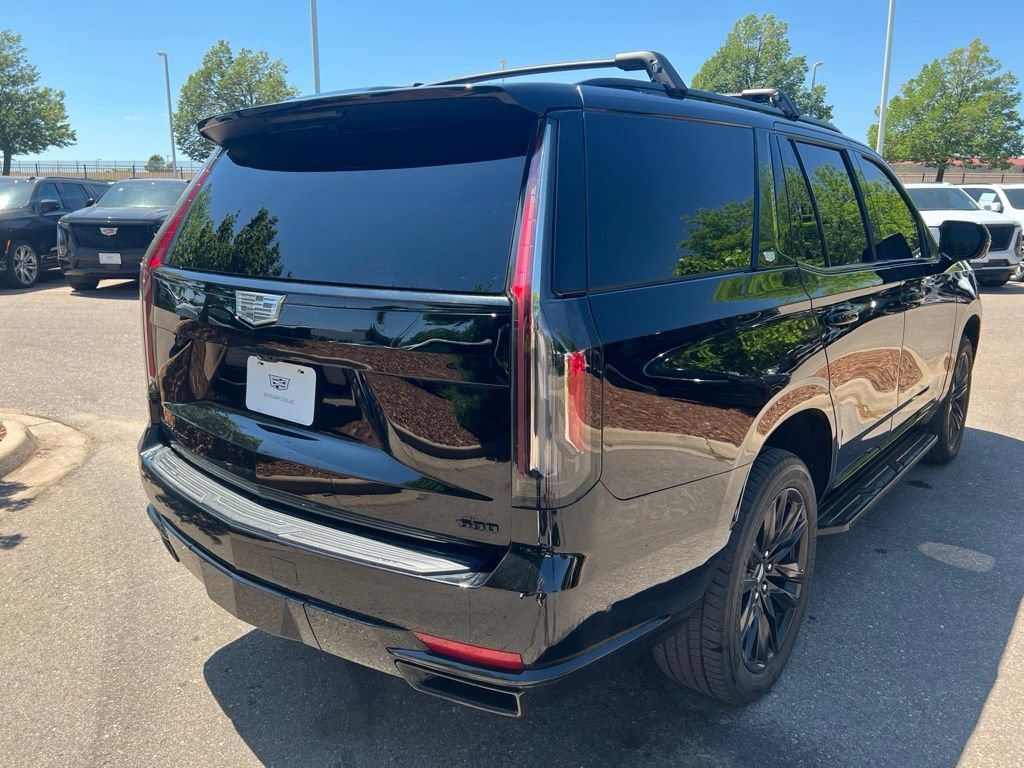 Used 2021 Cadillac Escalade Sport w/ LPO, Illumination Package AWD/4WD image 5
