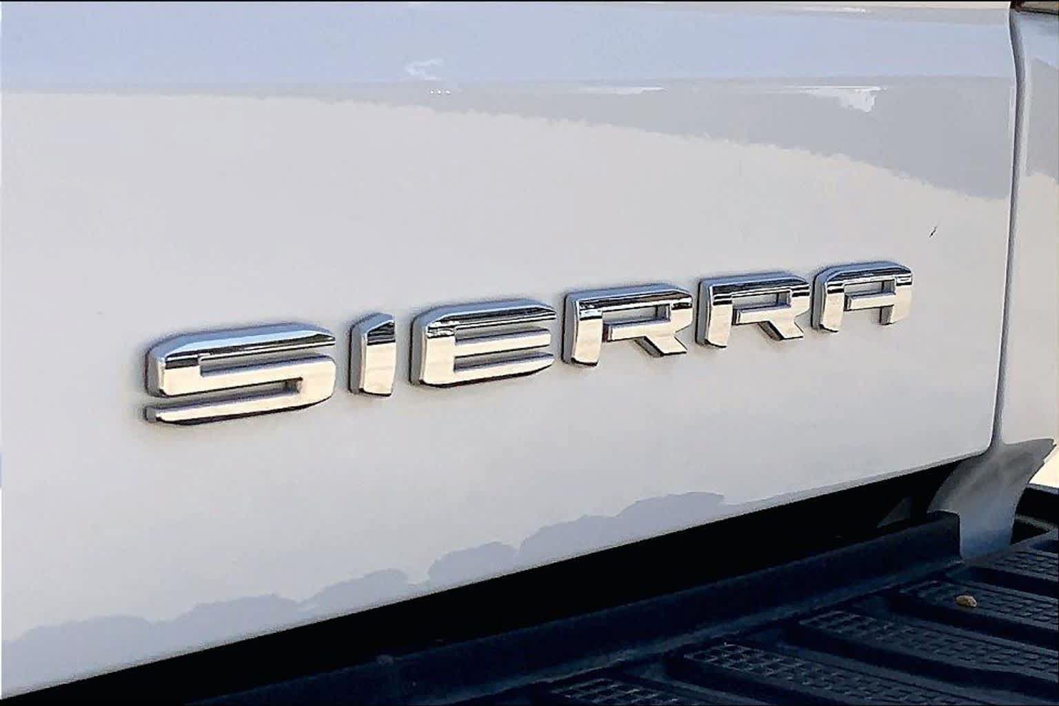 Used 2022 GMC Sierra 1500 Denali w/ Denali Carbonpro Edition AWD/4WD image 31