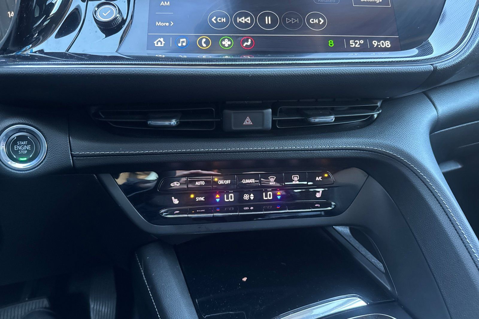 Used 2022 Buick Envision Preferred image 28