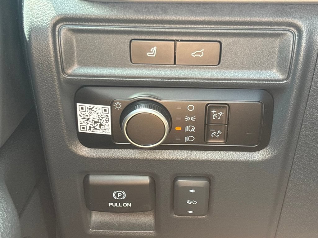 Used 2024 Ford Expedition Max XLT RWD image 26