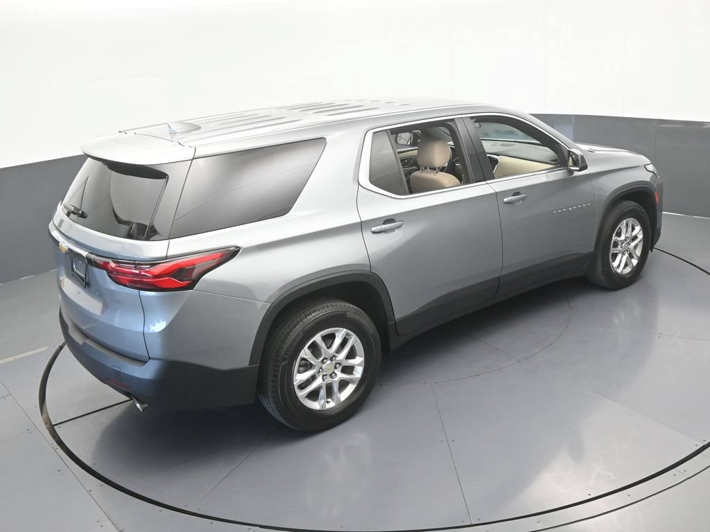 Used 2023 Chevrolet Traverse LS FWD image 47
