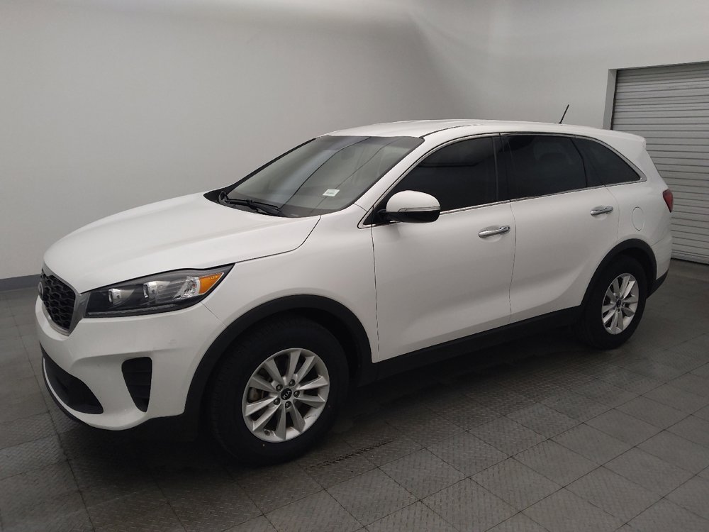 Used 2020 Kia Sorento L FWD image 2
