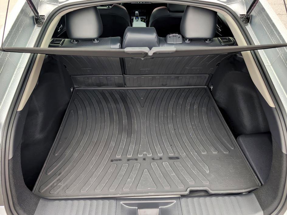 Used 2026 Toyota Prius Plug-In Hybrid image 14