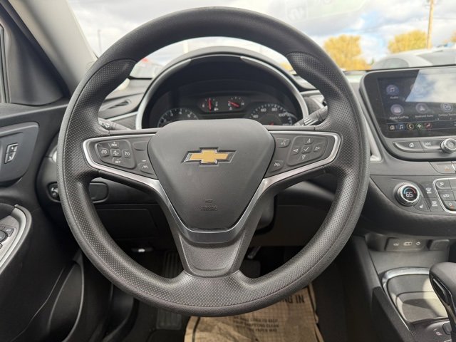 Used 2023 Chevrolet Malibu LT image 19
