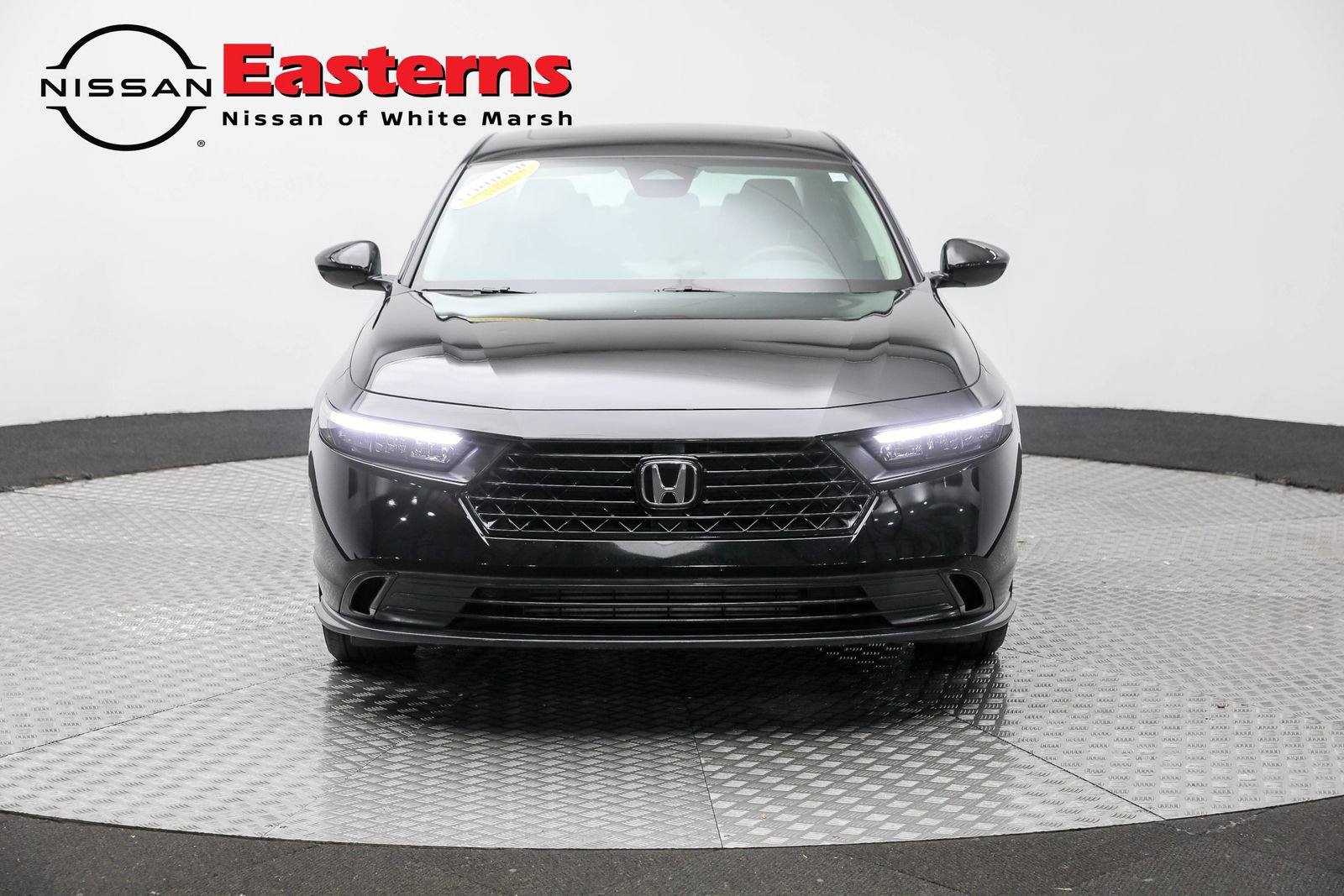 Used 2024 Honda Accord EX image 2