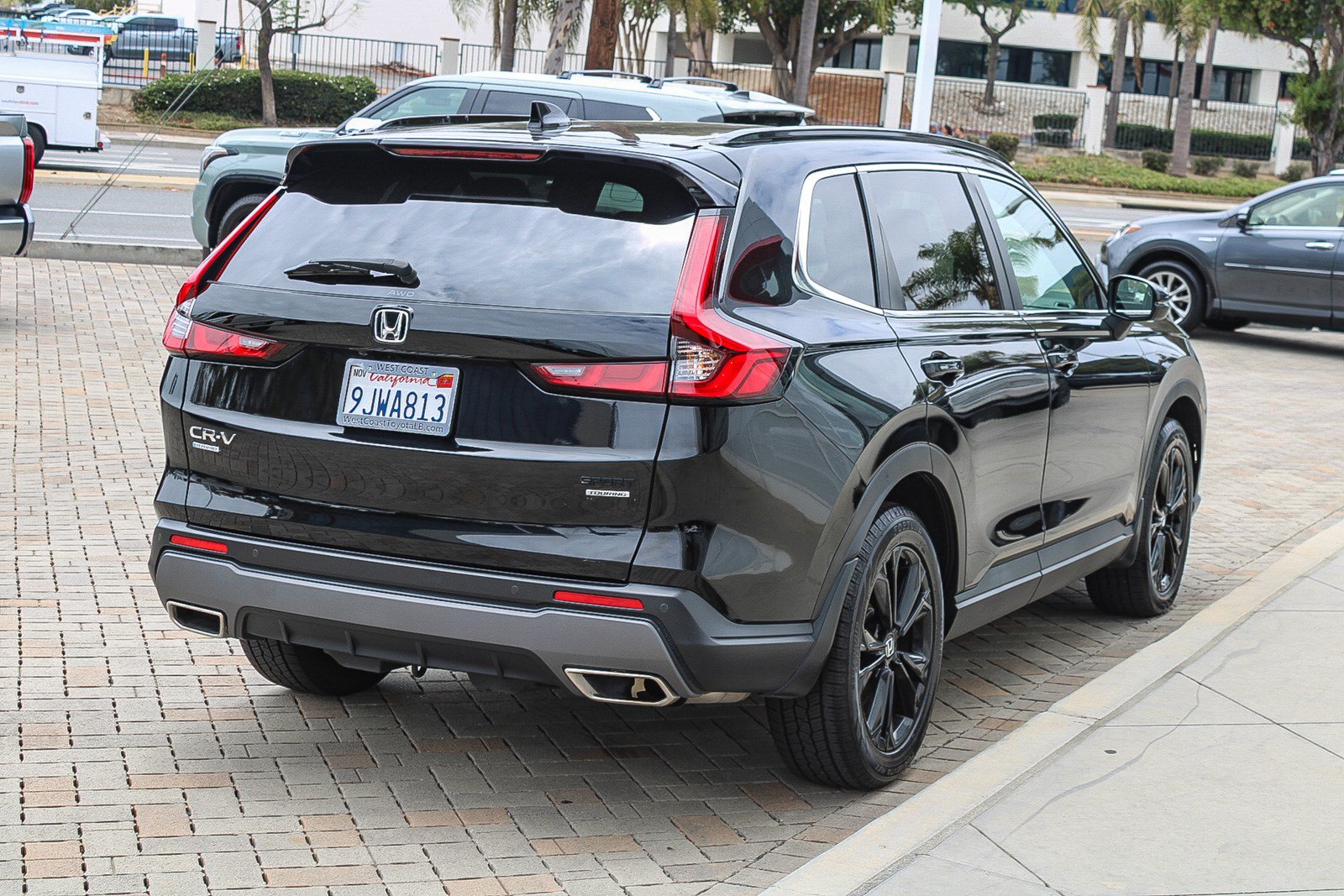 Used 2024 Honda CR-V Sport Touring image 7