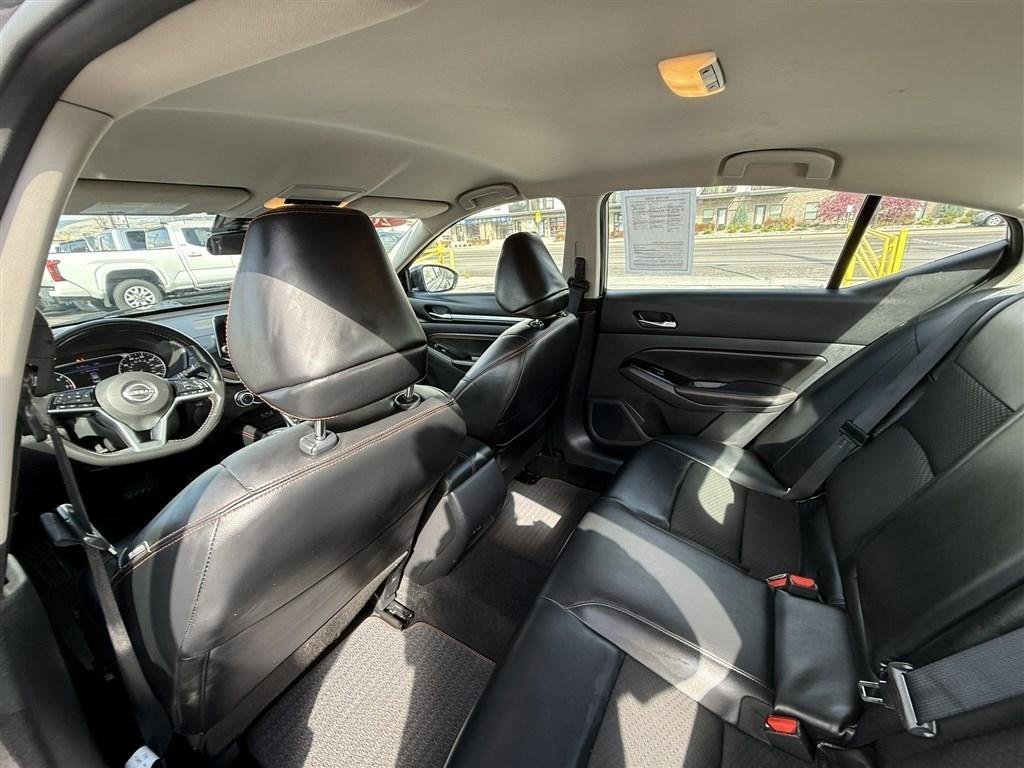 Used 2023 Nissan Altima 2.5 SR AWD/4WD image 22