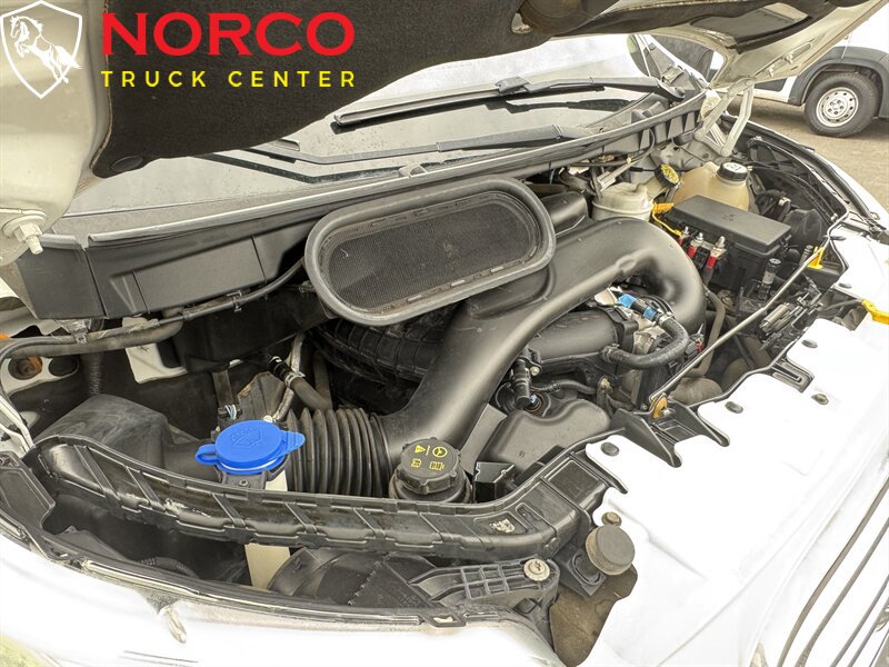 Used 2015 Ford Transit 350 XLT RWD image 26