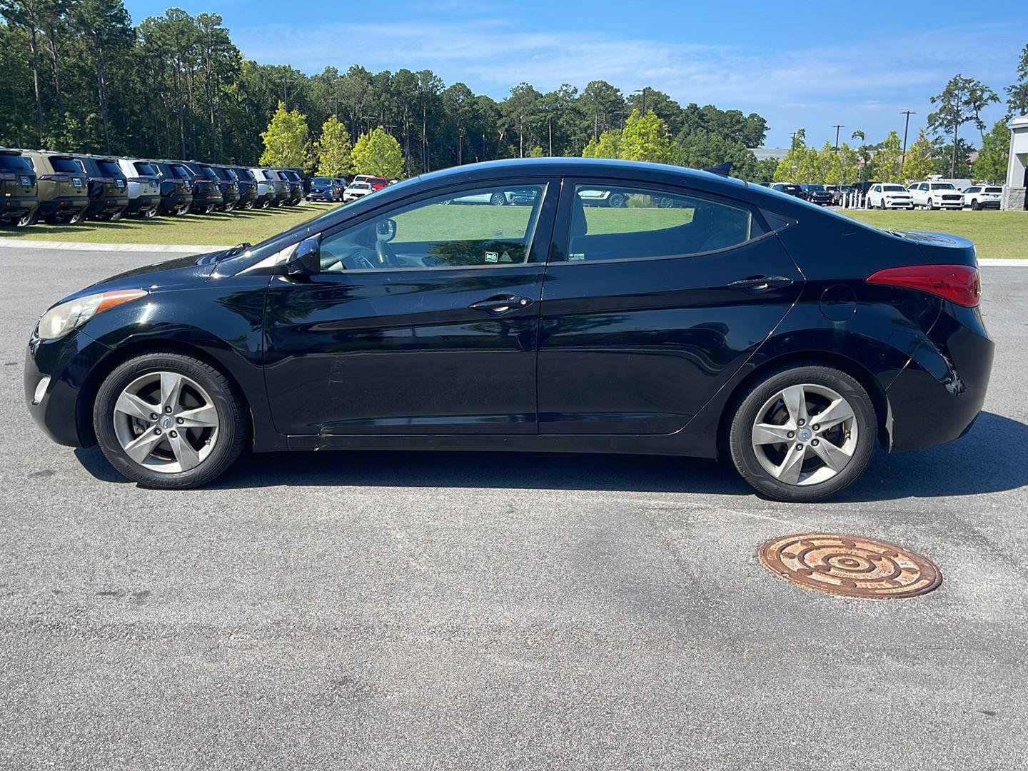 Used 2013 Hyundai Elantra GLS w/ Preferred Pkg FWD image 4