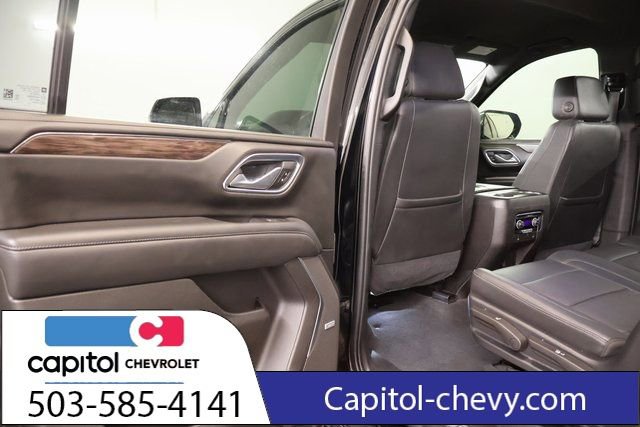 Used 2021 Chevrolet Suburban LT image 27