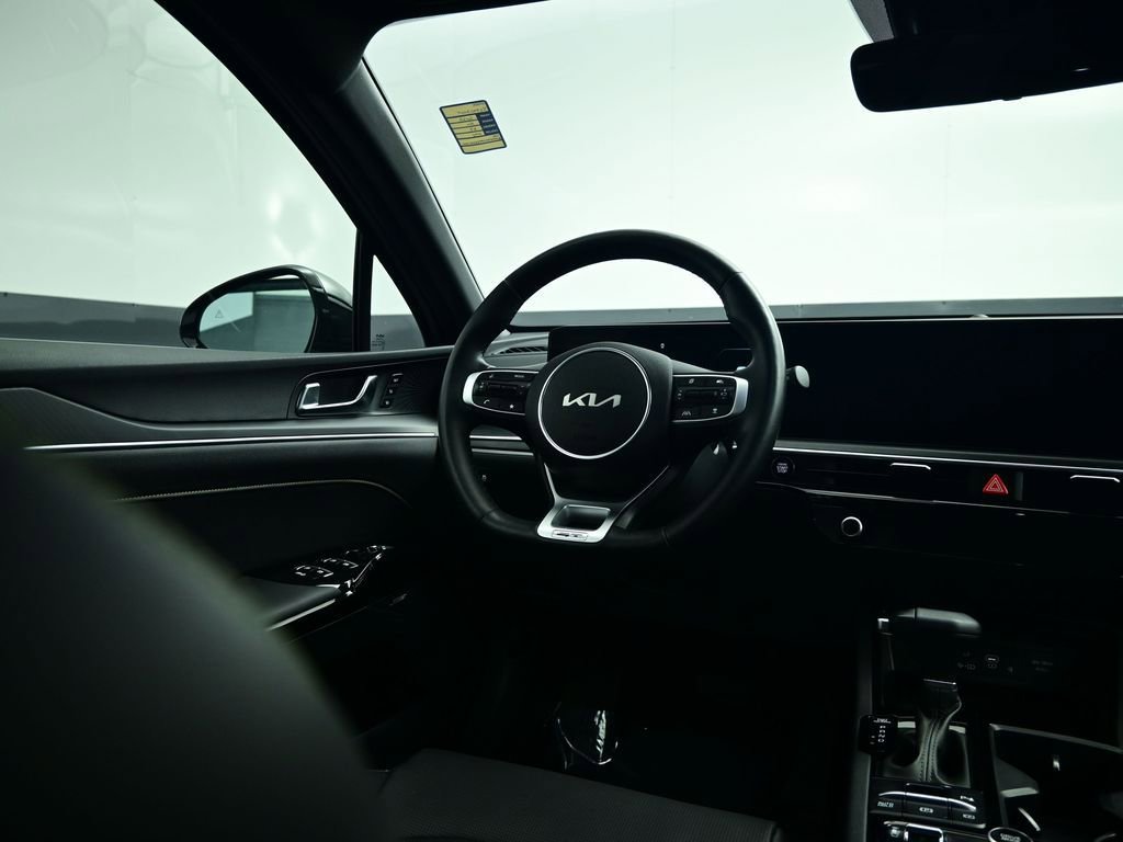 Used 2025 Kia K5 GT w/ GT1 Package image 39