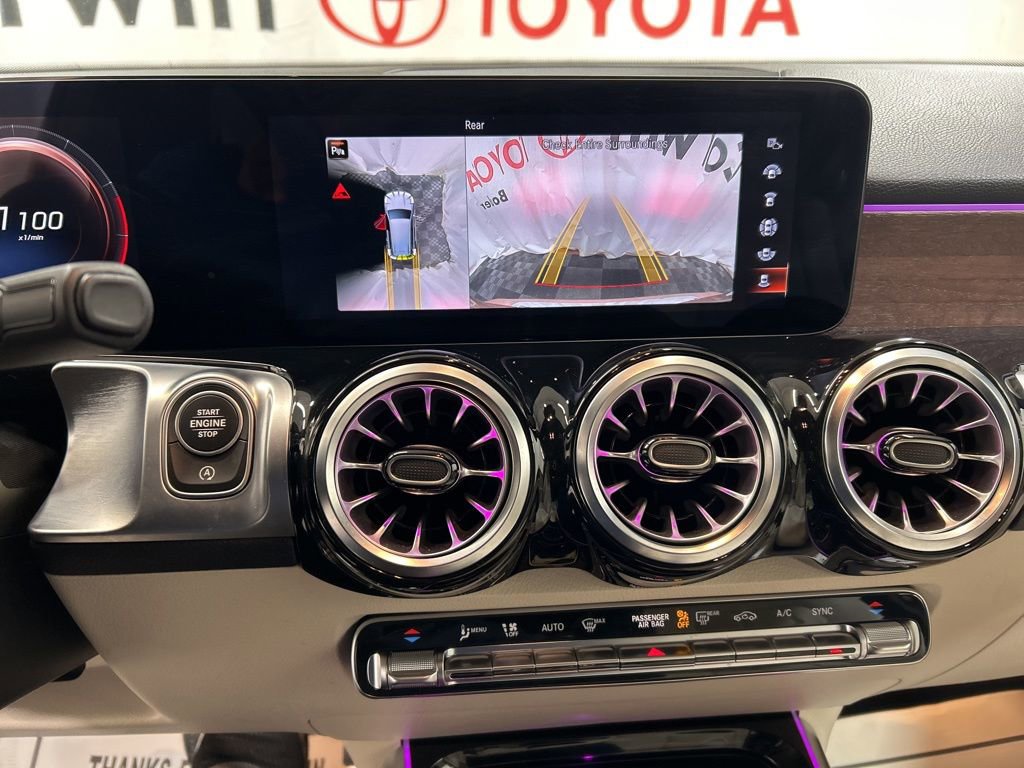 Used 2022 Mercedes-Benz GLB 250 4MATIC image 28