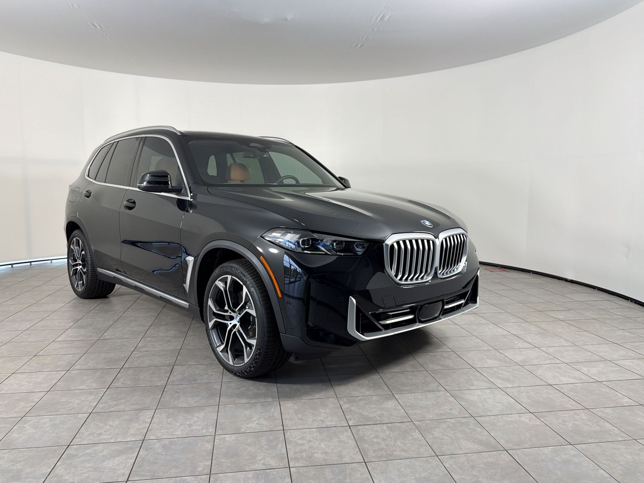 New 2026 BMW X5 xDrive40i w/ Climate Comfort Package AWD/4WD image 7
