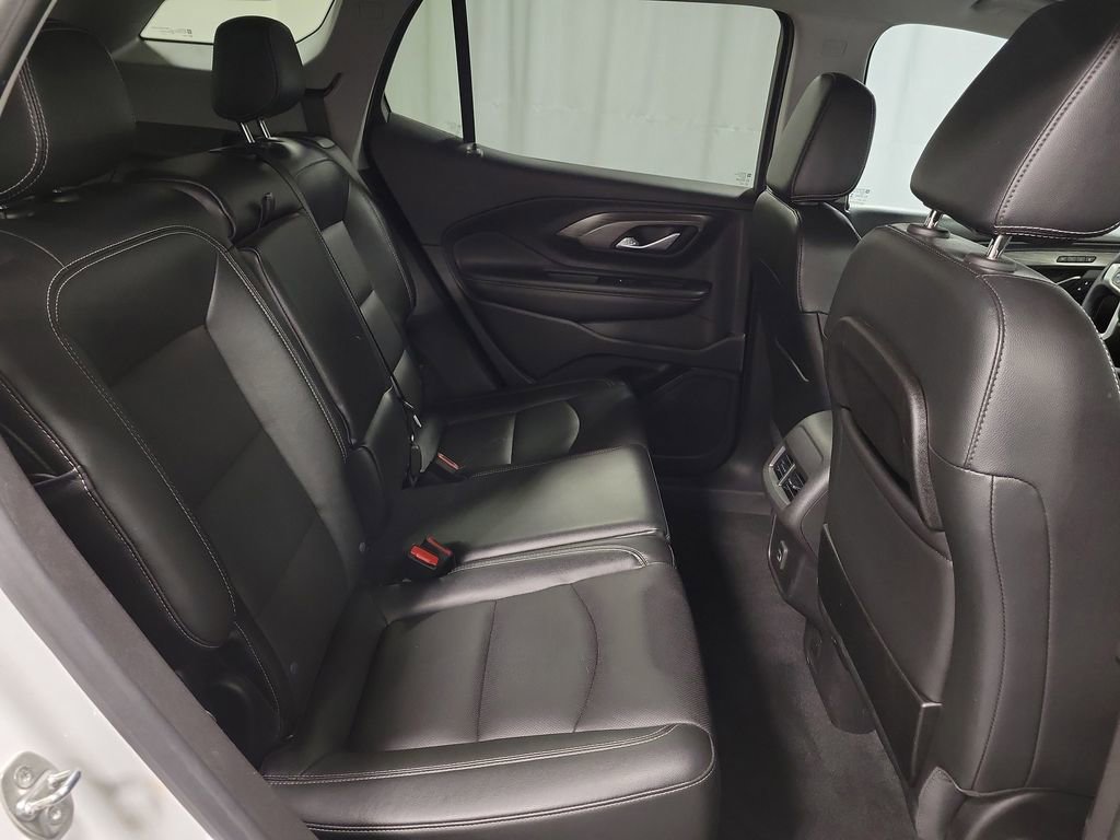 Used 2023 GMC Terrain SLT image 23