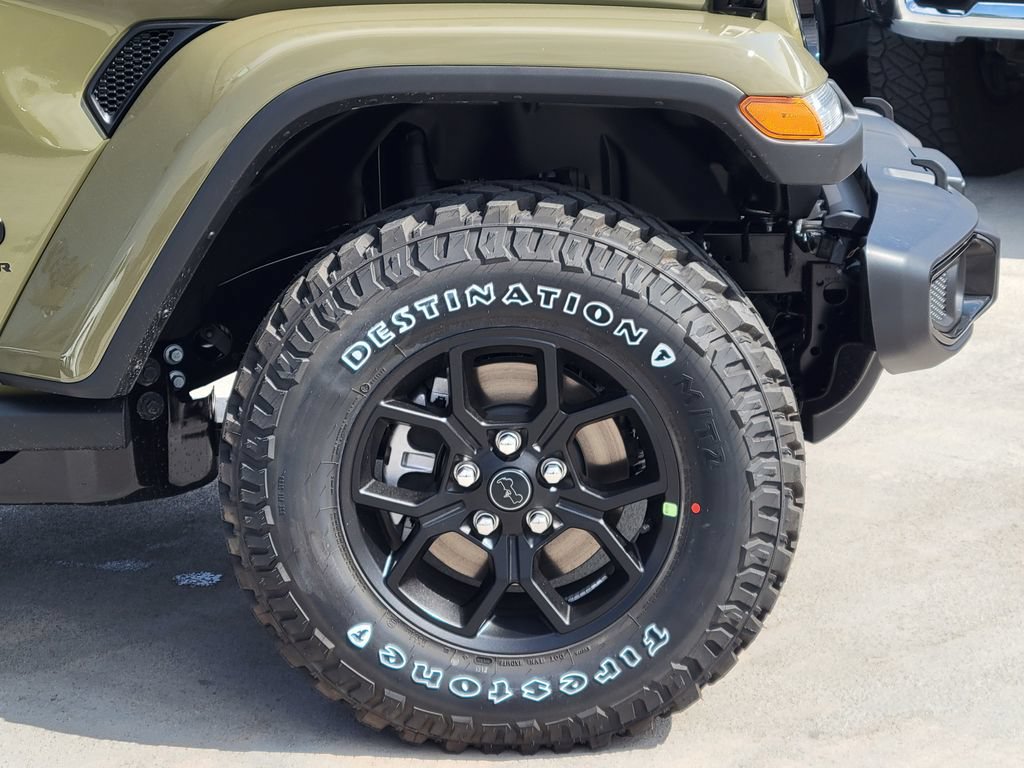 New 2026 Jeep Gladiator Sport AWD/4WD image 22
