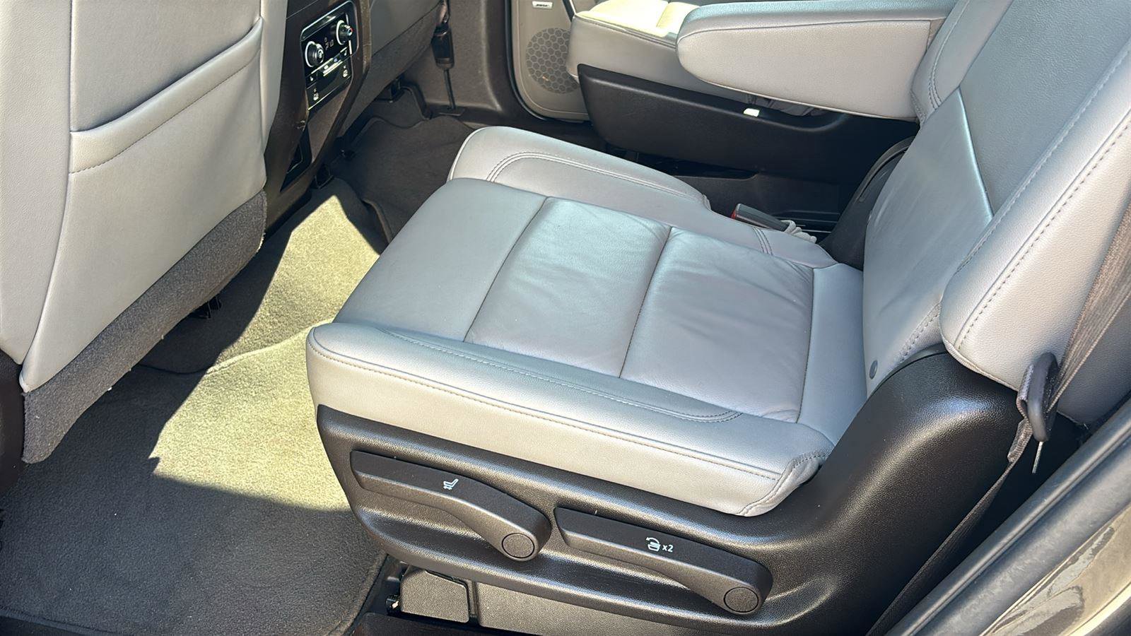 Used 2021 Chevrolet Tahoe Z71 w/ Luxury Package image 15