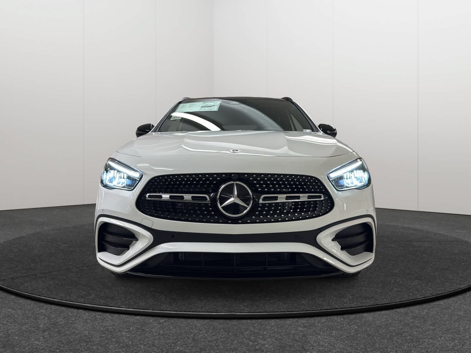 New 2026 Mercedes-Benz GLA 250 4MATIC image 2