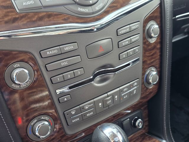 Used 2020 Nissan Armada Platinum w/ Interior Lighting Package image 29