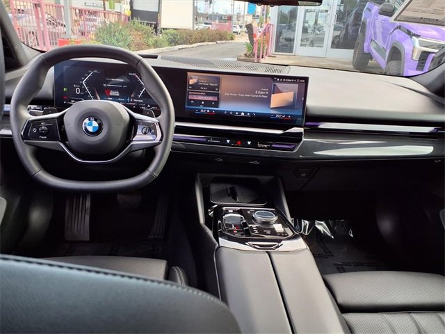 Used 2025 BMW 530i xDrive 530i xDrive image 10