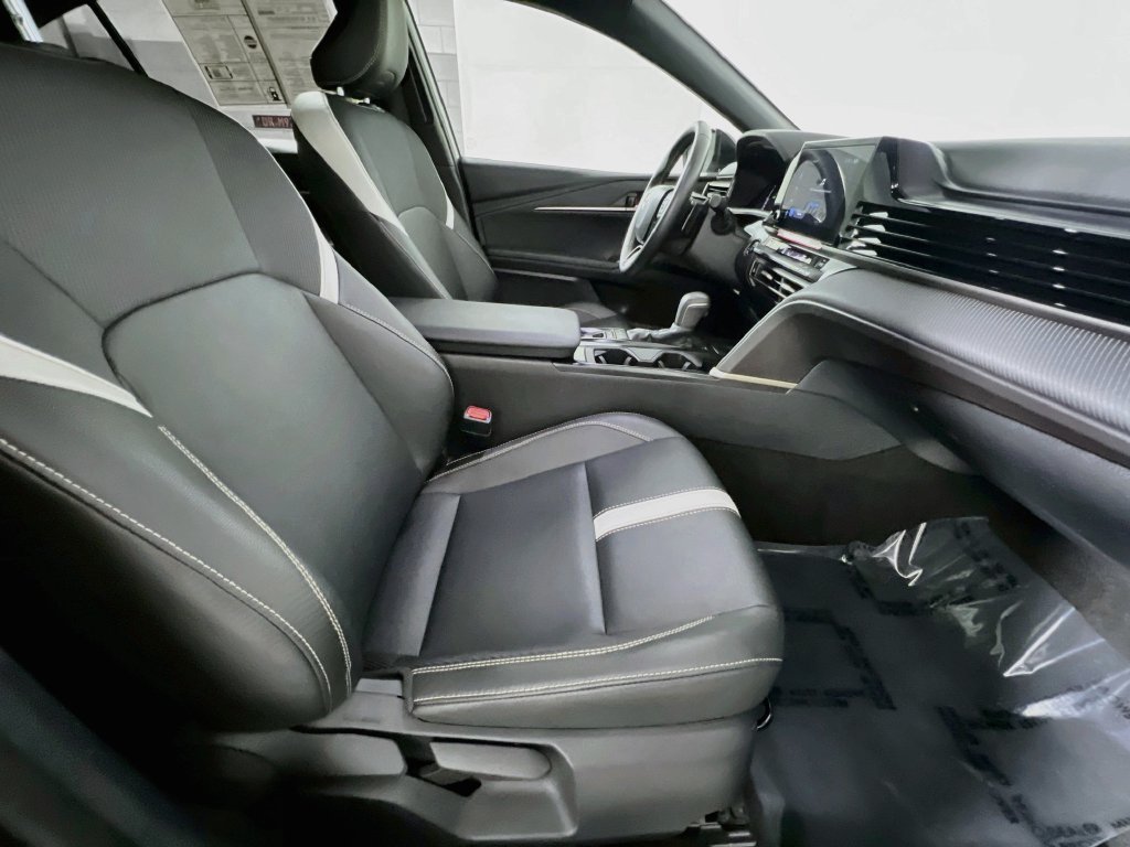 Used 2026 Toyota Camry SE w/ Convenience Package FWD image 28