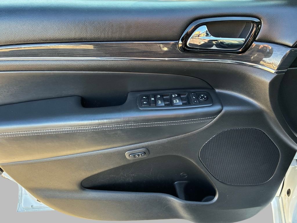 Used 2019 Jeep Grand Cherokee Overland image 20