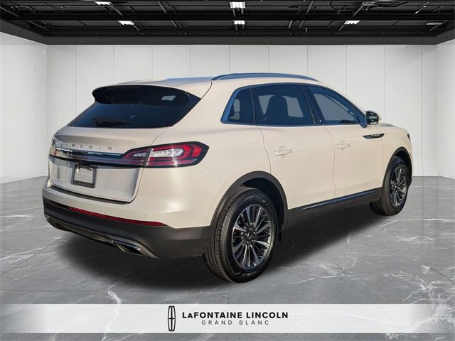 Certified 2023 Lincoln Nautilus AWD w/ Premium Package image 5