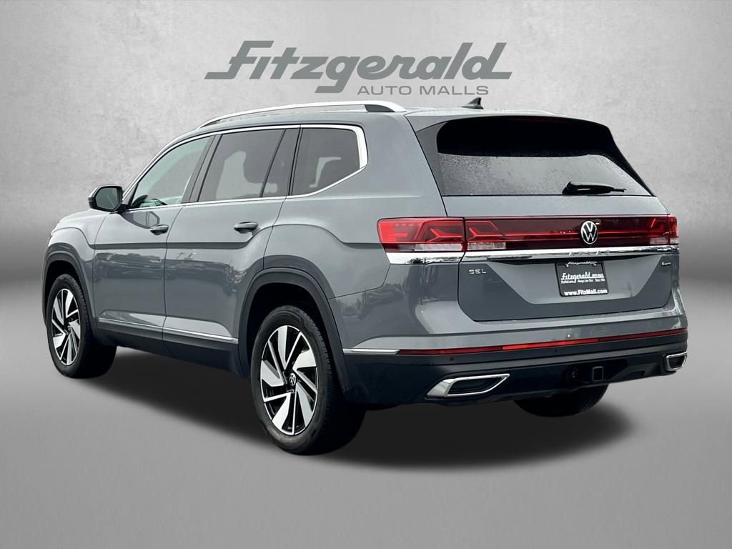 Used 2025 Volkswagen Atlas SEL image 8