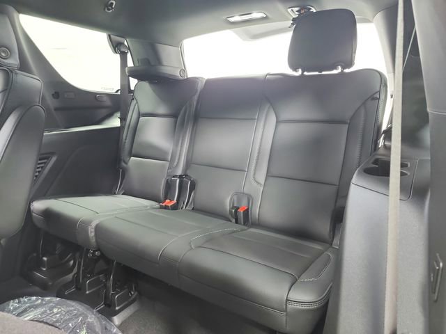 New 2026 GMC Yukon Denali w/ Sun & Power Step Package RWD image 35