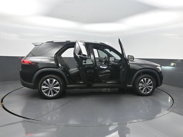 Used 2021 Mercedes-Benz GLE 350 w/ Premium Package image 32