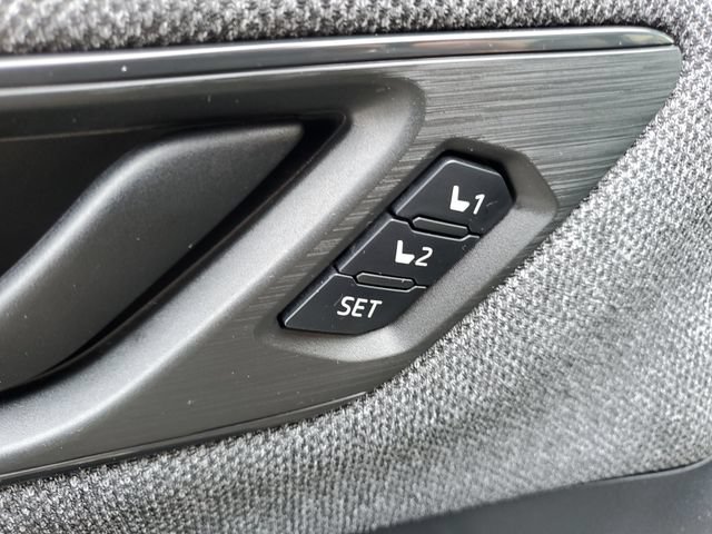 Used 2026 Subaru Outback Limited XT AWD/4WD image 24