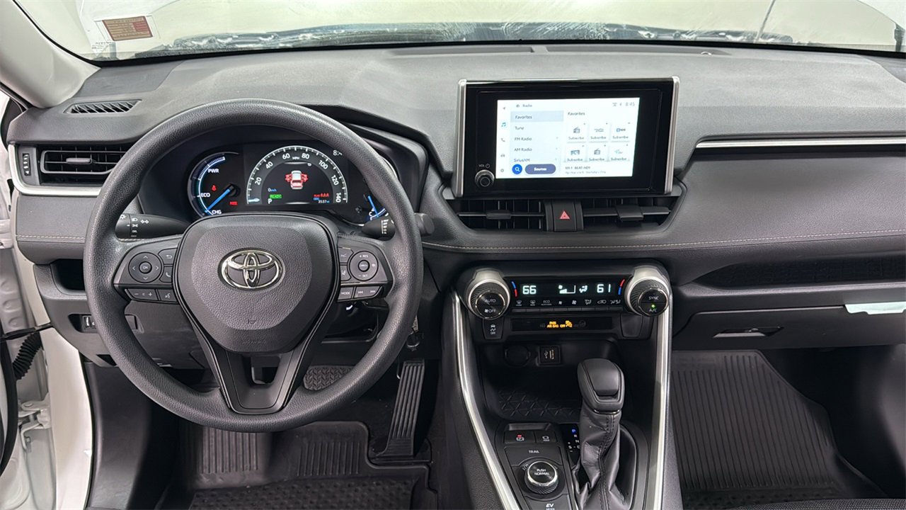Certified 2025 Toyota RAV4 LE image 9