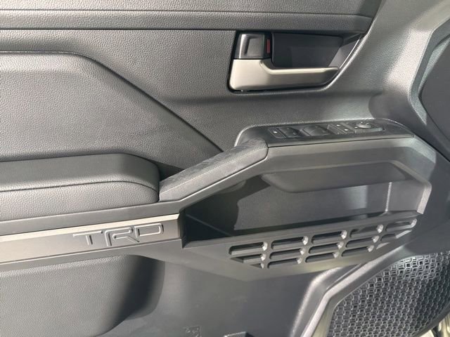 New 2025 Toyota Tacoma TRD Off-Road image 18