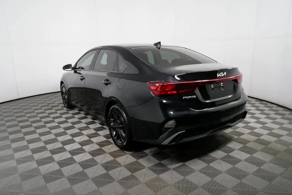Used 2024 Kia Forte LXS w/ LXS Technology Package FWD image 25