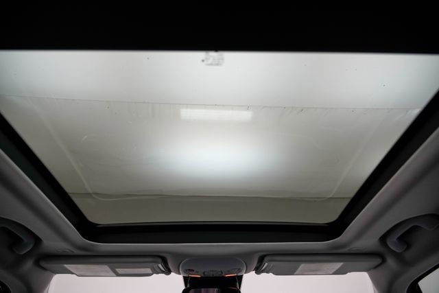 Used 2022 Jeep Renegade Latitude w/ Sun/Sound Group image 28