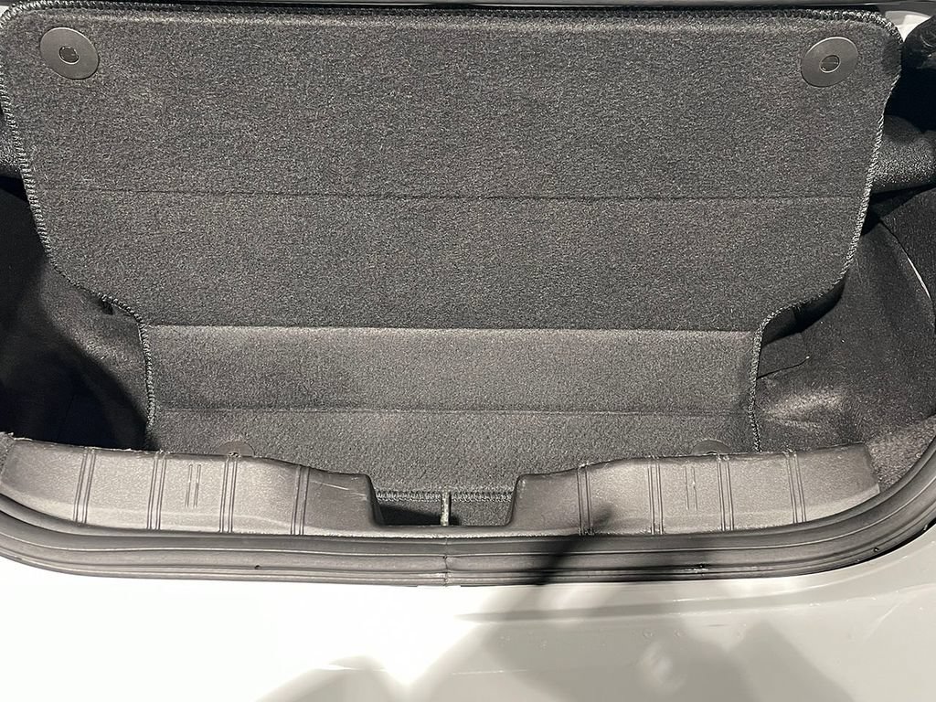 Used 2019 Chevrolet Camaro LT RWD image 40