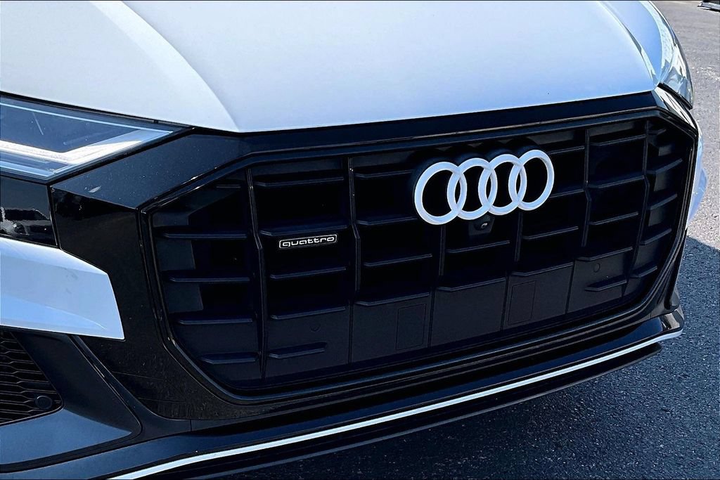 Used 2020 Audi Q8 Premium Plus w/ Premium Plus Package AWD/4WD image 34