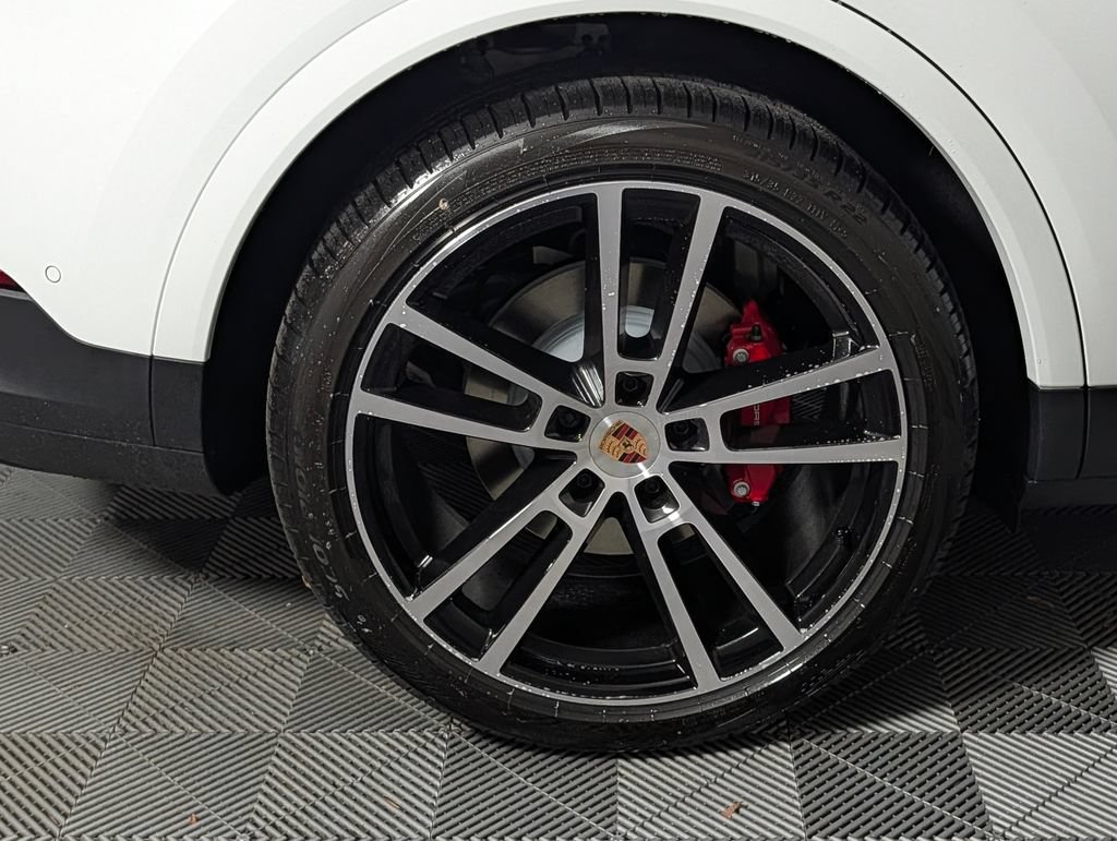 New 2026 Porsche Cayenne S AWD/4WD image 13