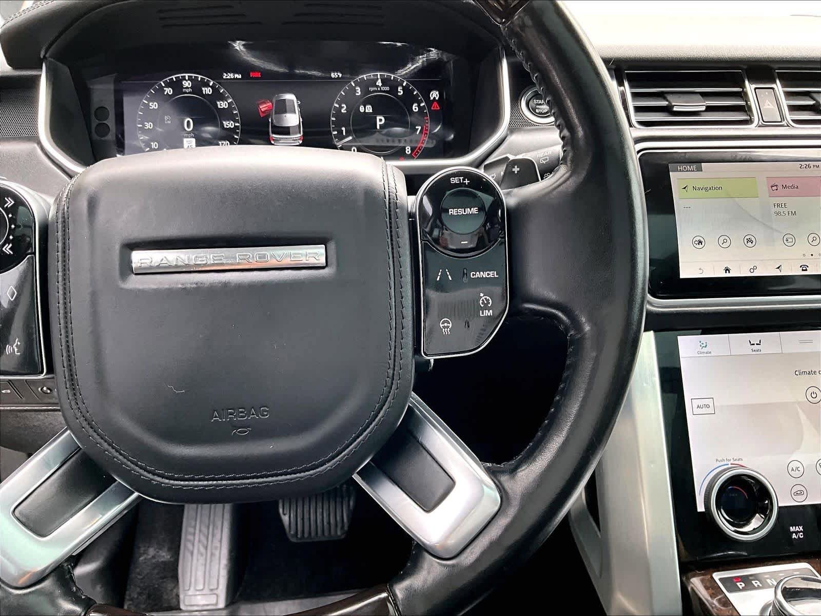 Used 2020 Land Rover Range Rover HSE AWD/4WD image 25