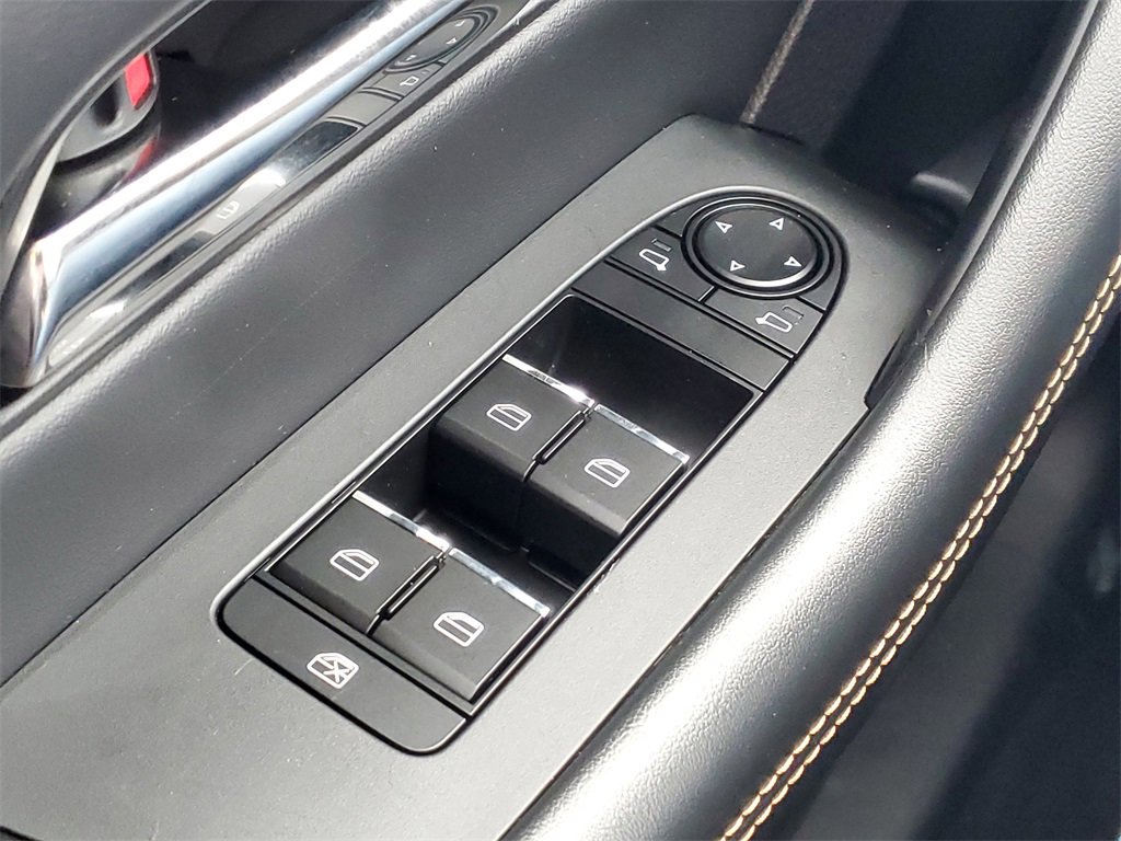 Used 2025 MAZDA CX-70 Plug-In Hybrid w/ Premium Pkg image 19