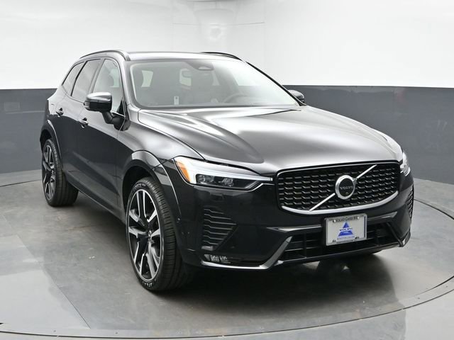 Used 2023 Volvo XC60 B6 Ultimate w/ Climate Package AWD/4WD image 2