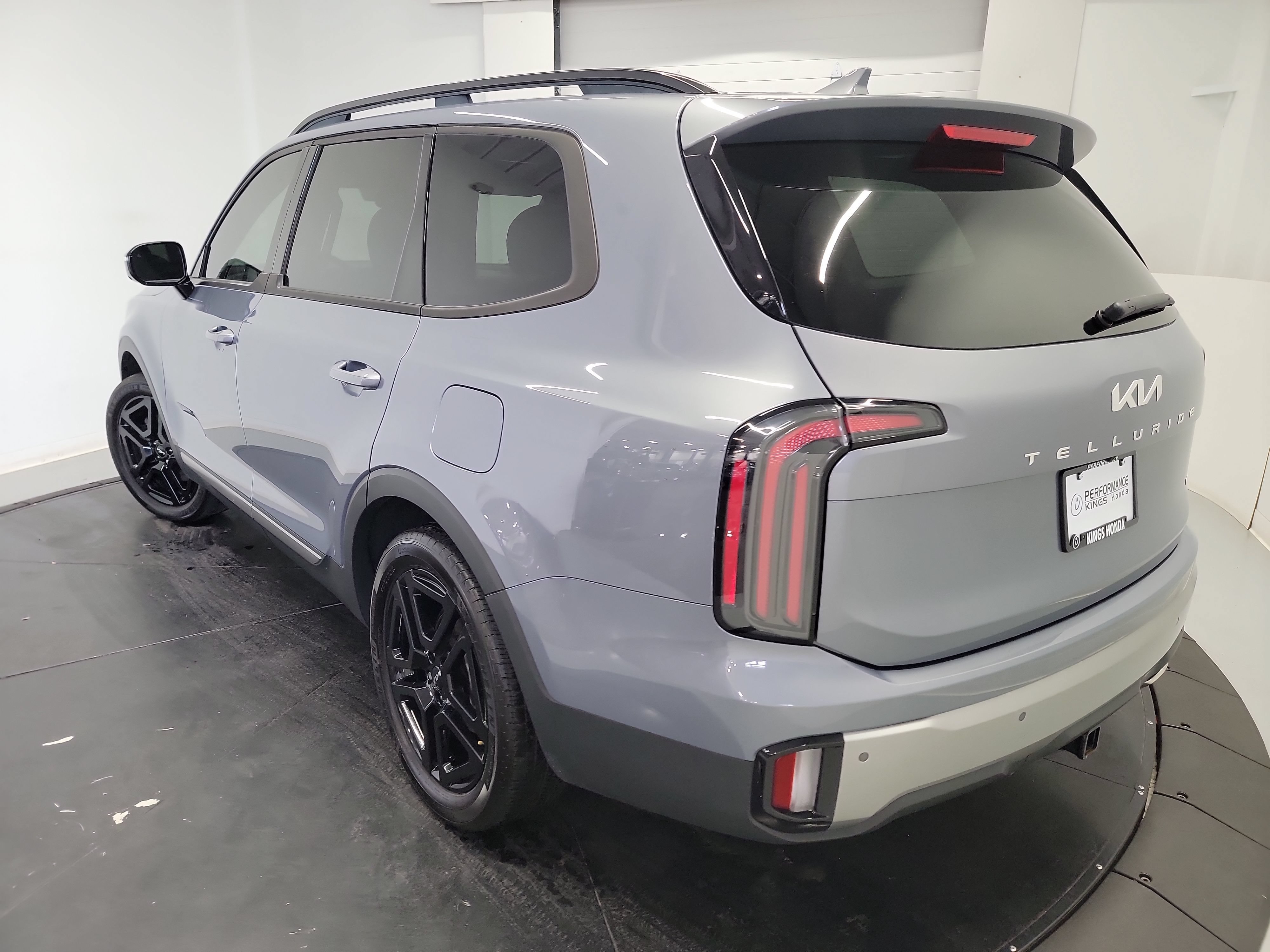 Used 2023 Kia Telluride SX X-Line AWD/4WD image 6