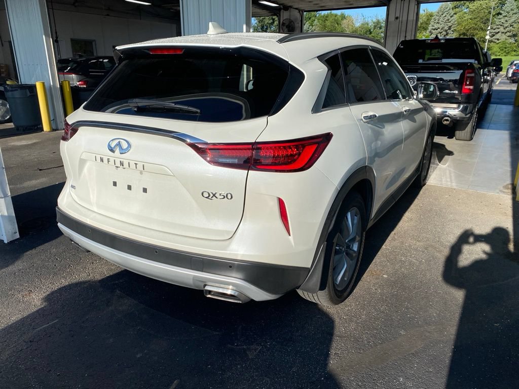 Used 2022 INFINITI QX50 Luxe w/ Cargo Package AWD/4WD image 4