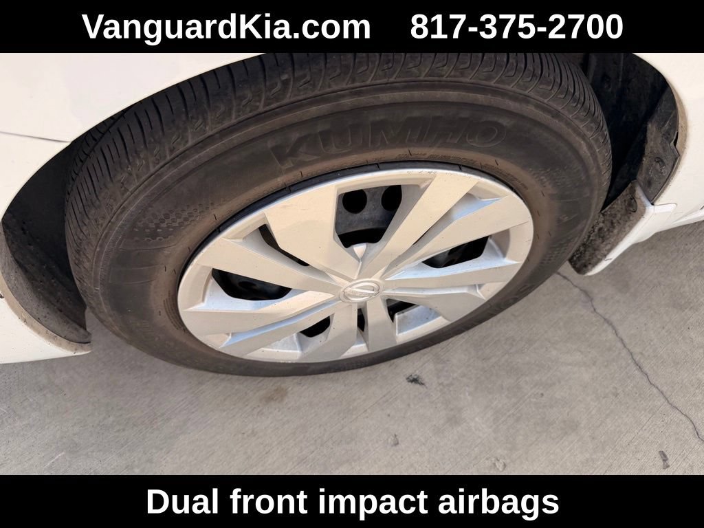 Used 2025 Nissan Versa S w/ Trunk Package FWD image 8