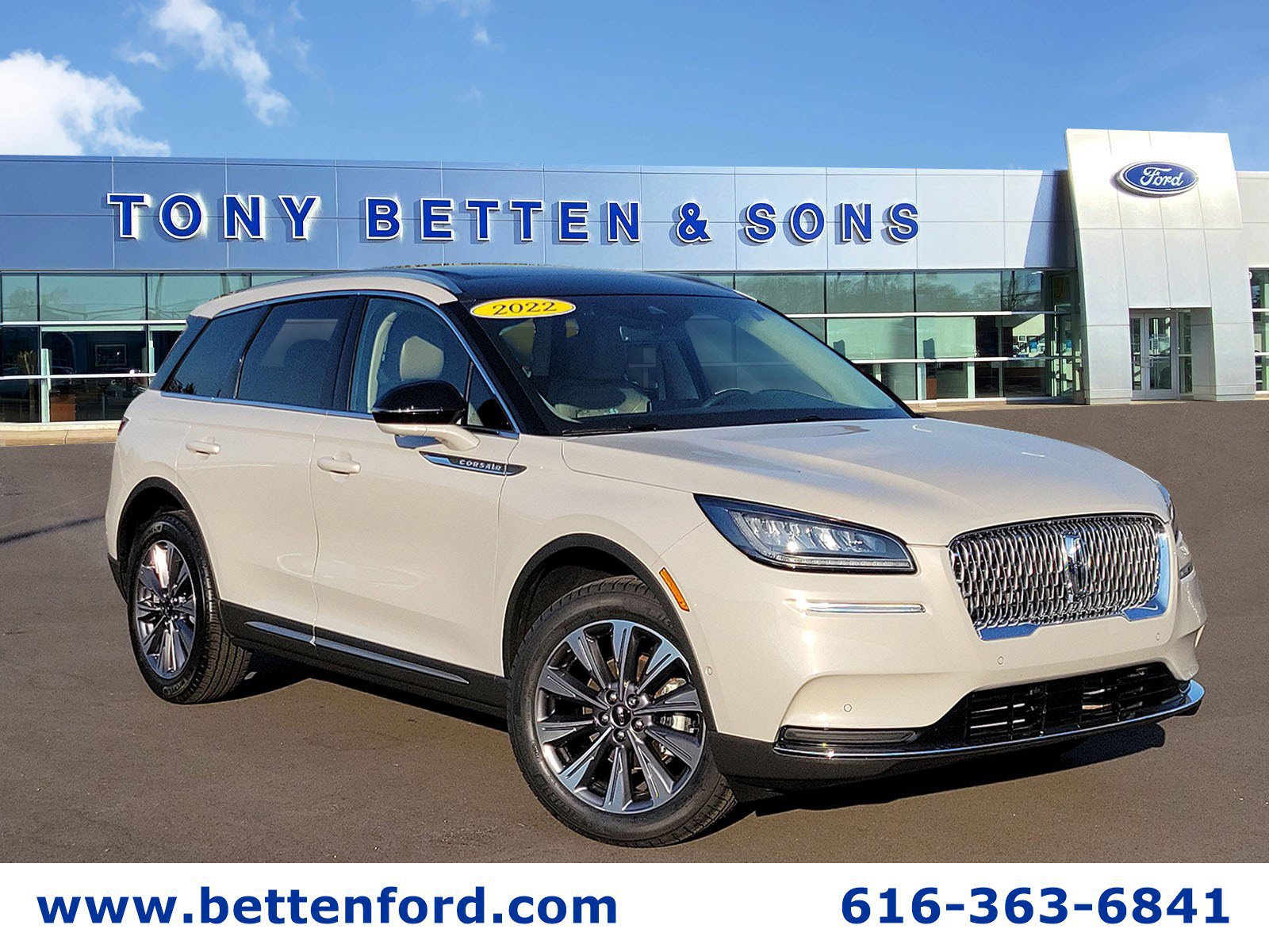 Used 2022 Lincoln Corsair Reserve w/ Equipment Group 201A image 1